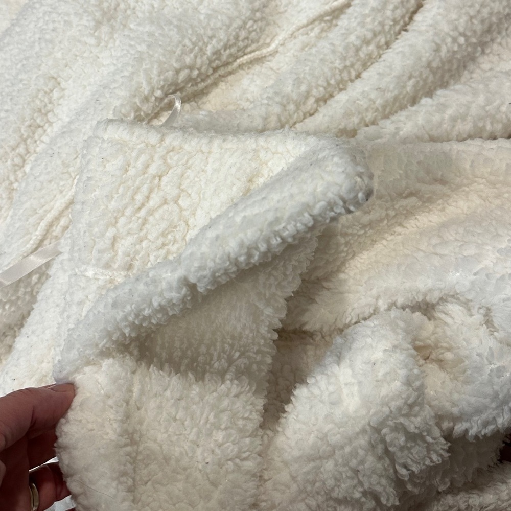Pottery Barn Cozy Robe - Picture 7 of 14